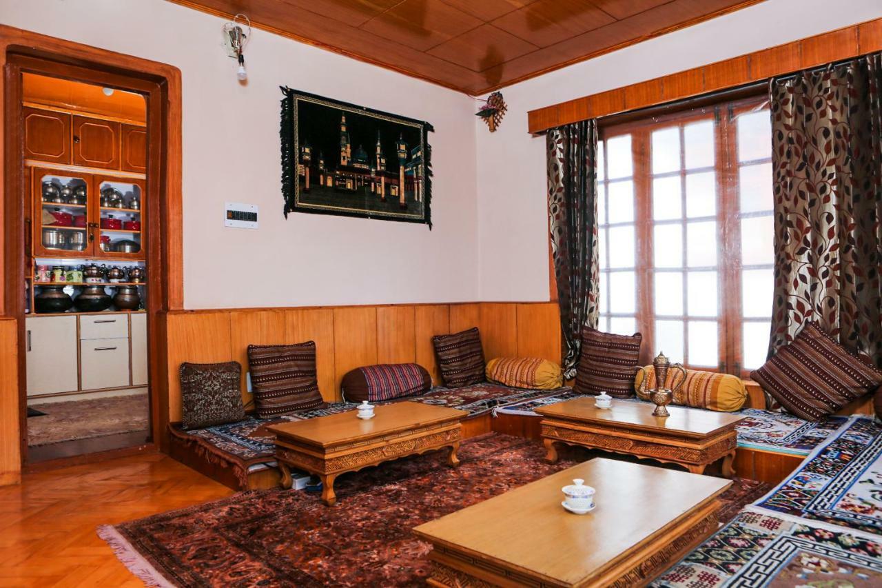 Oyo 37004 City Heart Guest House Leh Luaran gambar